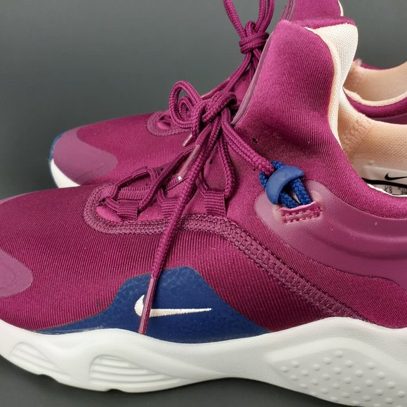 NIKE AIR HUARACHE CITY MOVE Women's Sneaker Shoes - Picture 9 of 11